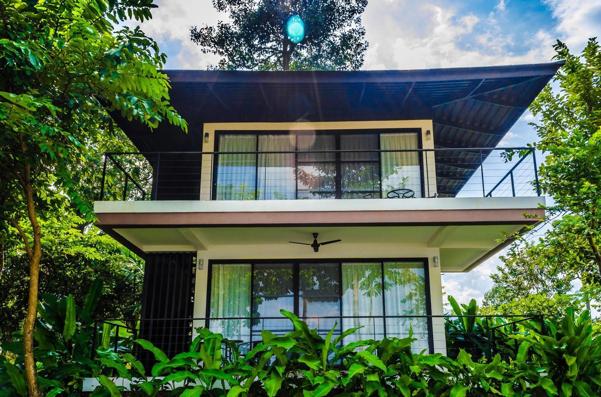 The River Resort Champasak Exterior photo